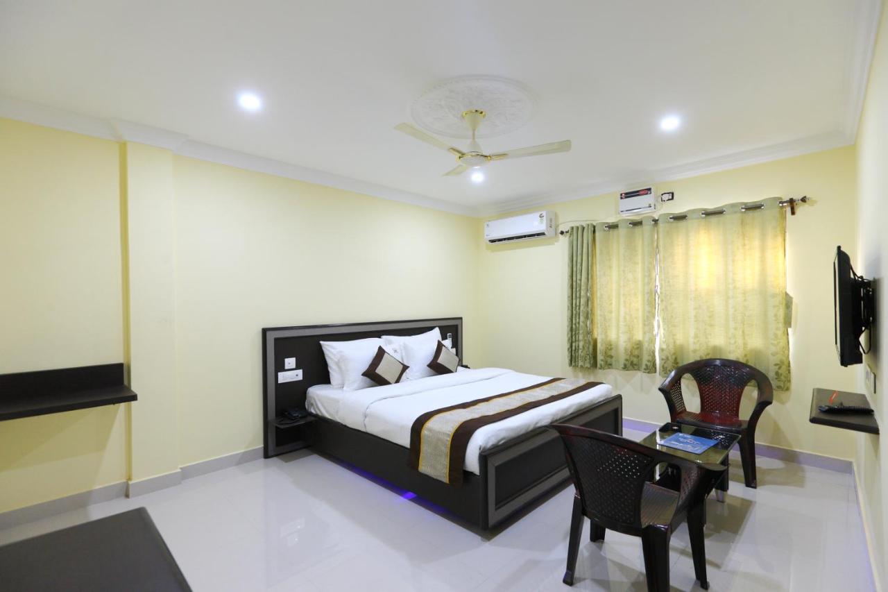 Hotel Salbala - Near Airport 钦奈 外观 照片