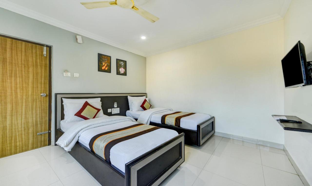 Hotel Salbala - Near Airport 钦奈 外观 照片